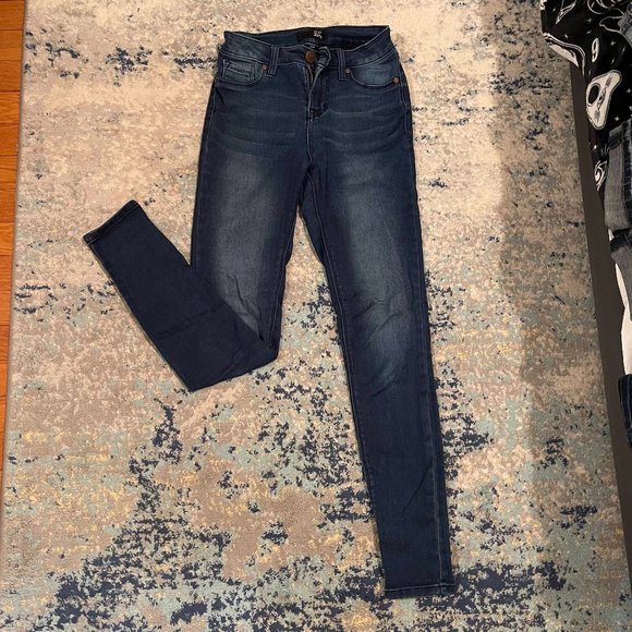1822 Denim Denim - 1822 Denim BUTTER MID-RISE SKINNY 